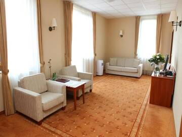 Фото номера Апартаменты (для 2-3 взрослых) Отель Hotel Zawiercie г. Заверце 4